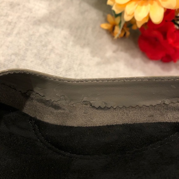 NWOT - Plaid Houndstooth Tweed Heeled Pumps with Gray Patent Trim & Tassel - Picture 16 of 16